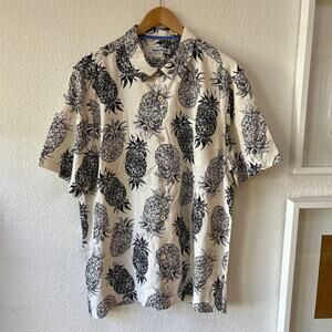 Tommy Bahama Pineapple Silk Shirt Sz. L Short Sleeve Hawaiian Cream and Black